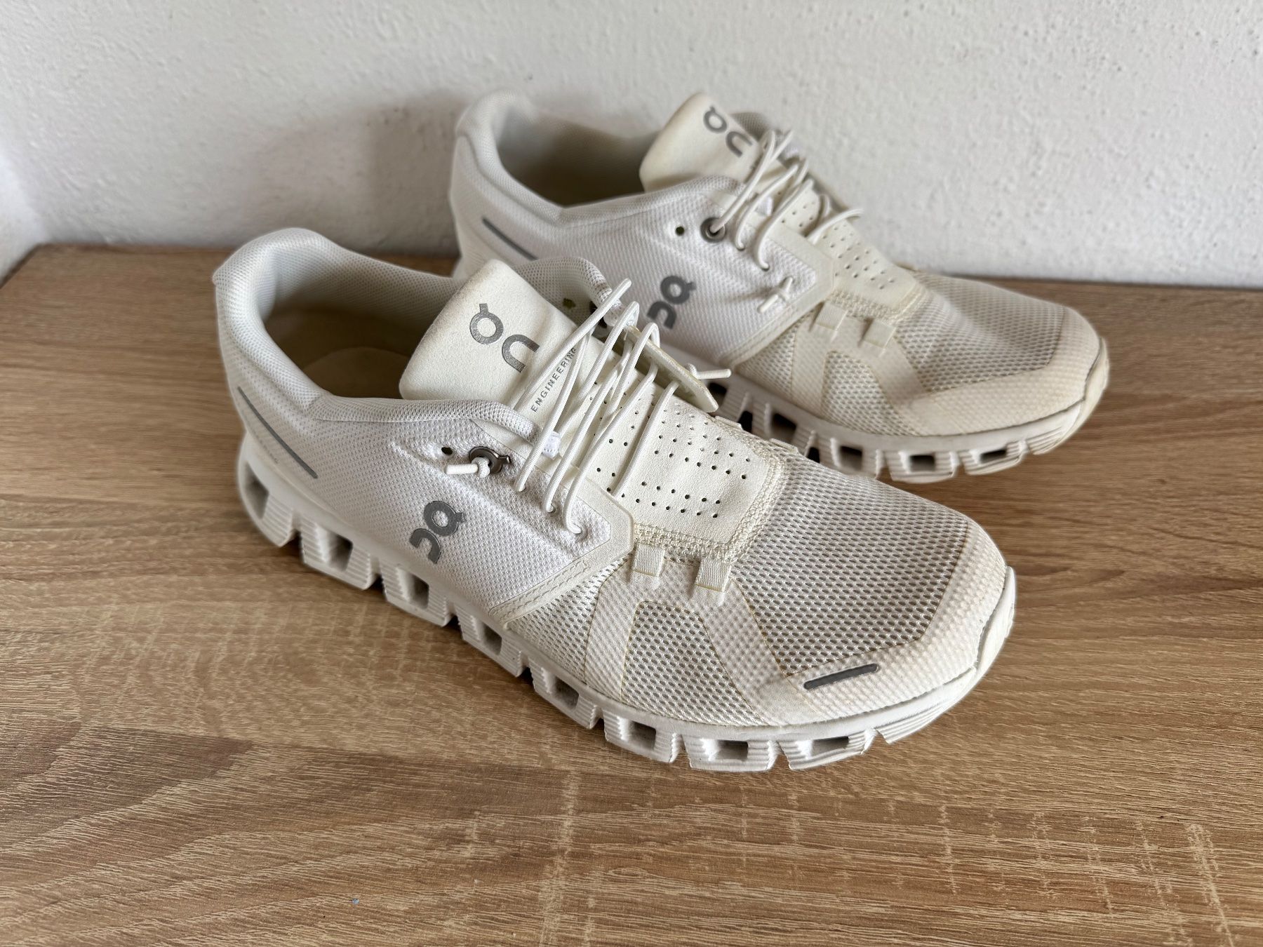 On Damenschuhe: On Schuhe Gr 40 – Gebraucht aus Frauenfeld von guli11