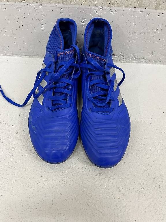 Schuhe für Jungen: Fusballschuhe Adidas Gr.36 – Gebraucht aus Bern von DavorinM