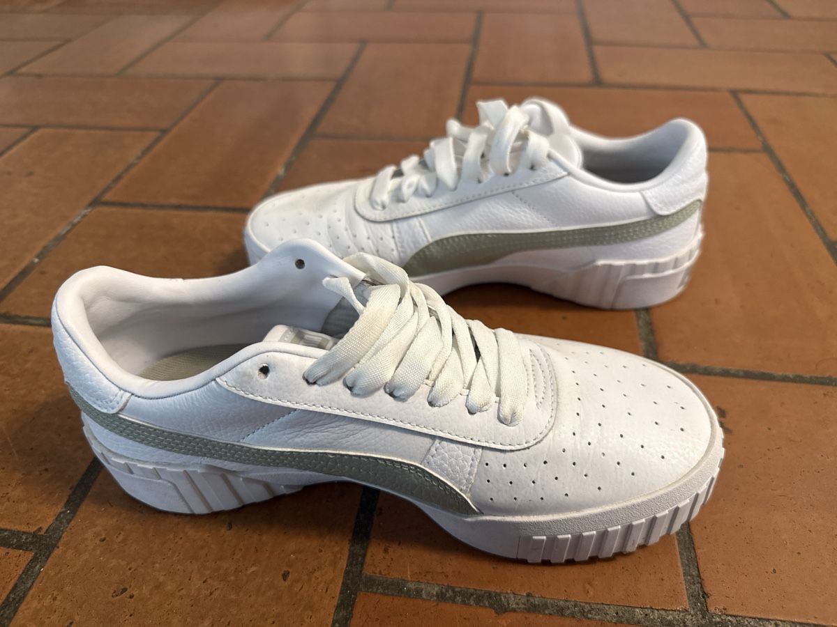 Puma Chaussures filles: Puma - Size 38.5 - Great Condition – Neuf (Voir description) à Schlieren par _Meenu 2