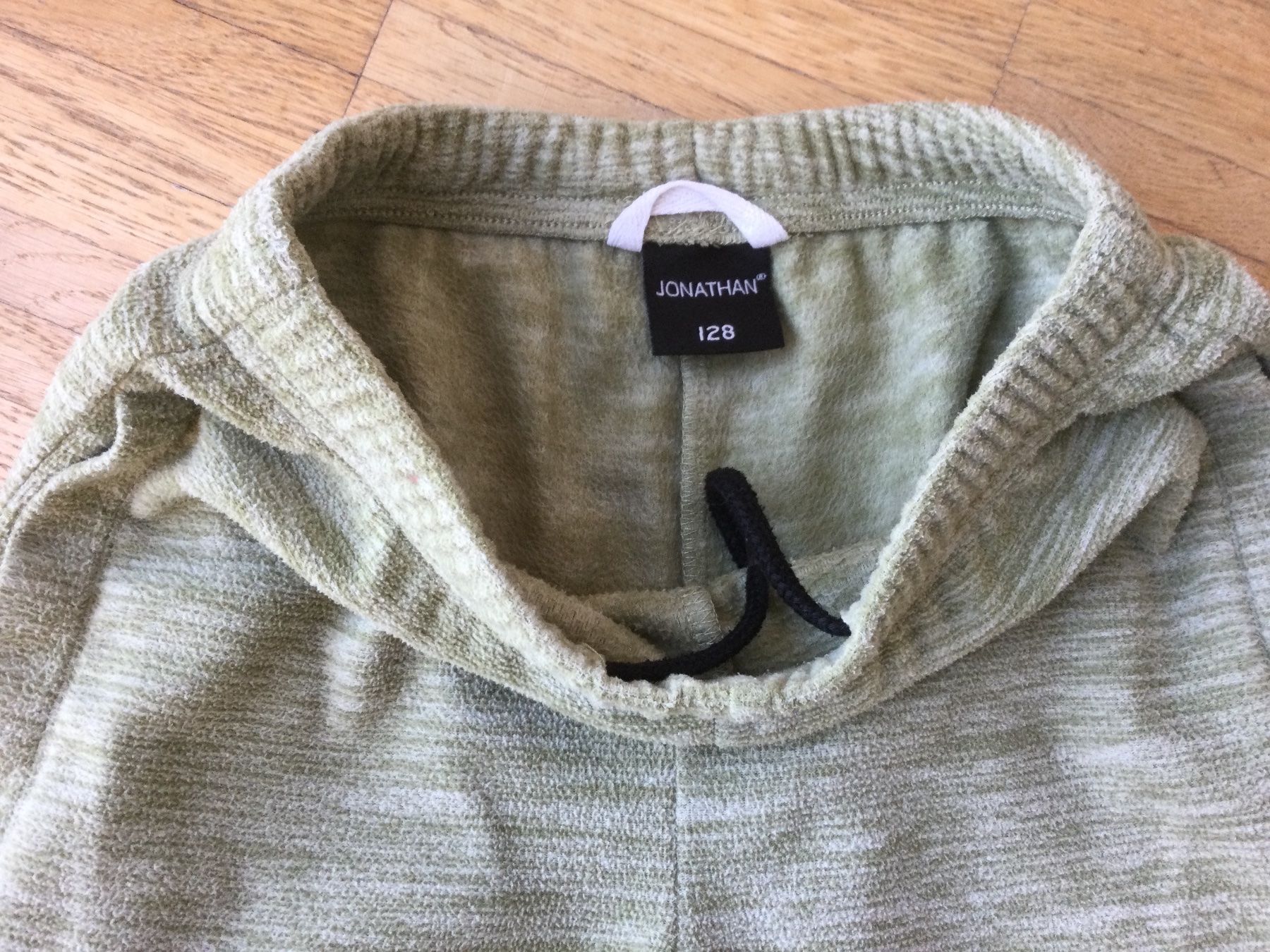 Lotti & Set di vestiti: Fleece Anzug Lassie Mädchen, Gr 128 – Usato da Zürich venduto da VorlonShadow 2