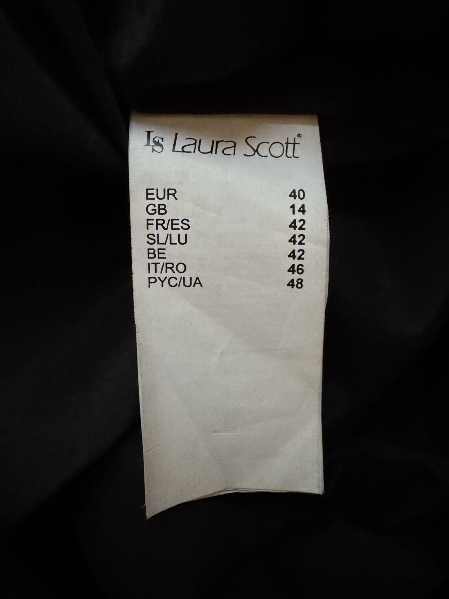 Pantalons: Lederhosen Damen – D'occasion à Altendorf par jusr 2