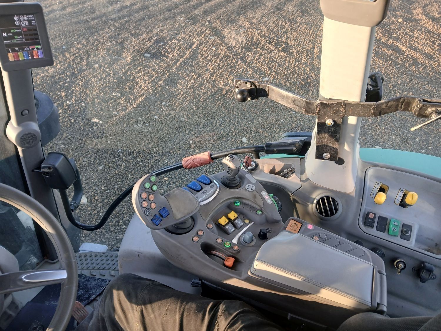 Trattori: Deutz Fahr Agrotron 6160.4 mit Frontlader – Usato da Wilchingen venduto da farmer6599 8