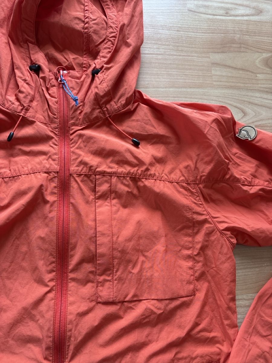 Fjällräven Jacken: Fjällräven High Coast Wind Jacket W, Grösse S, Orange – Gebraucht aus Zürich von divewhites01 1