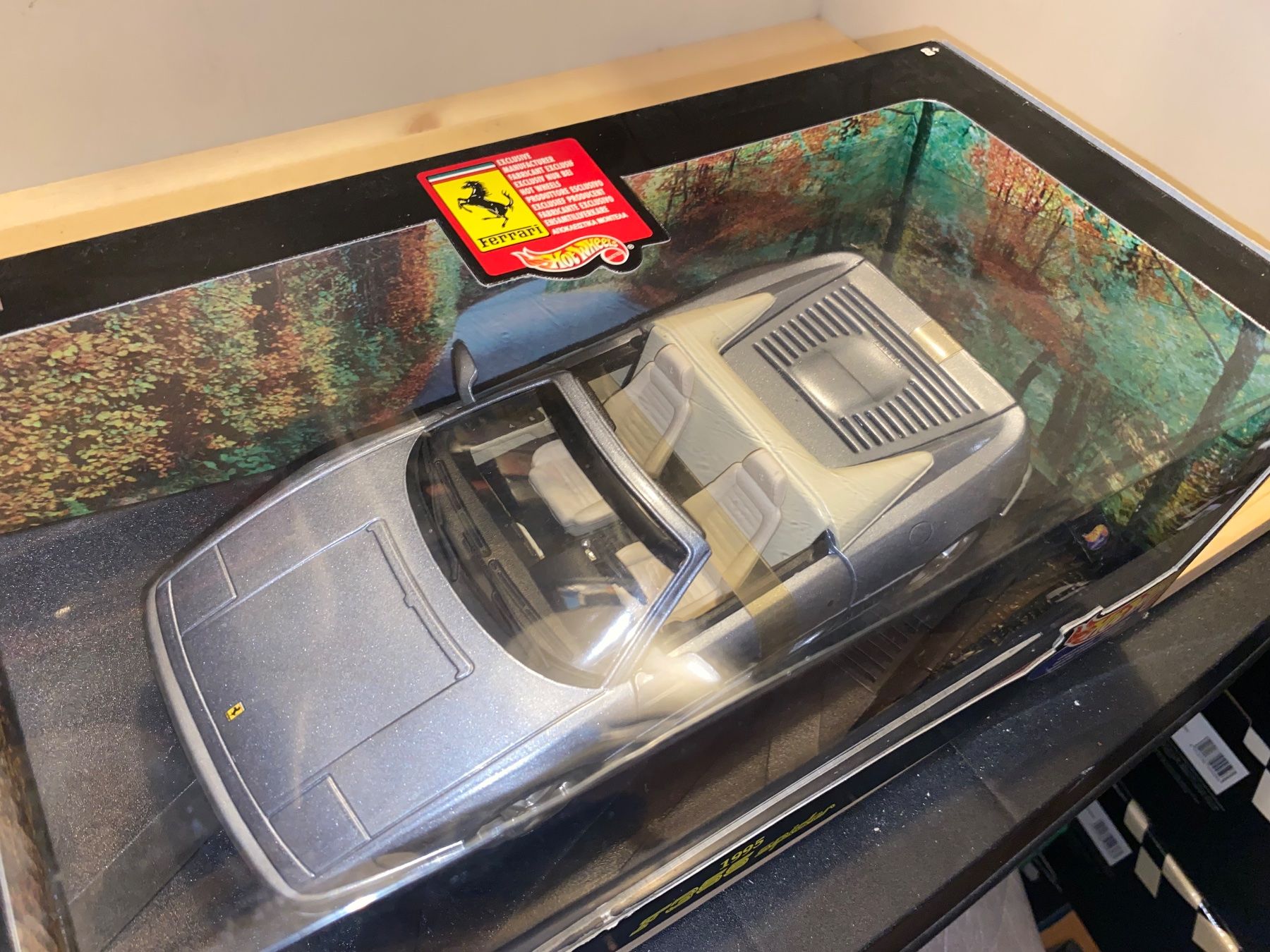 Ferrari Modellini d'auto: Ferrari F355 Spider - 1/18 – Nuovo (secondo la descrizione) da Wohlen AG venduto da PrivatSammlung 2