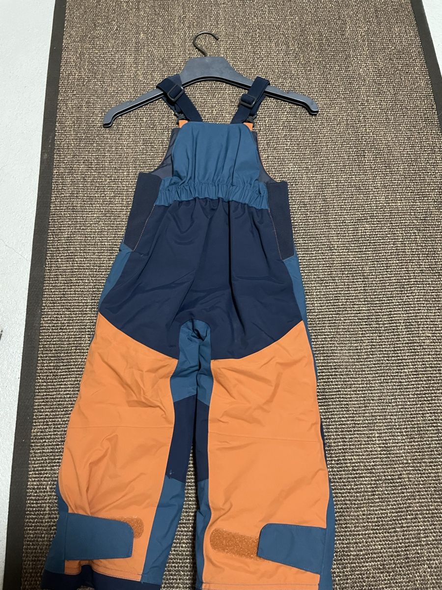 Completi: Kinder Skianzug Helly Hansen 104 – Usato da Schliern b. Köniz venduto da Dave_86 4