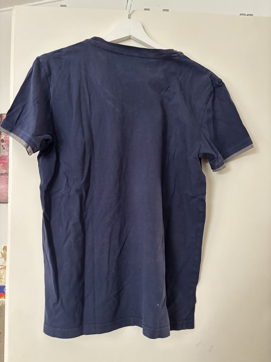 Esprit T-Shirts: TEE shirt Esprit EDC Brand taille S/M – Gebraucht aus Dombresson von feline_ne 1