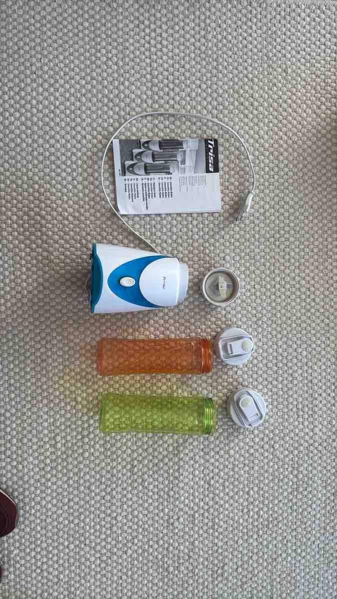 Trisa Küchengeräte: Trisa Smoothie Maker with two bottles like new – Gebraucht aus Zürich von mdoenier