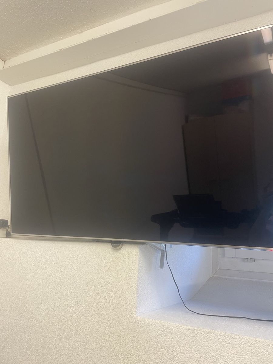 Televisori: Samsung Fernseher 46 Zoll – Usato da Luzern venduto da ine_9lbj