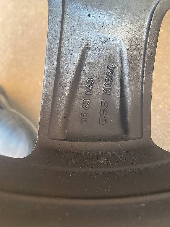 Cerchioni: Original vw Alufelgen  – Usato da Niederhasli venduto da lanzanese 3