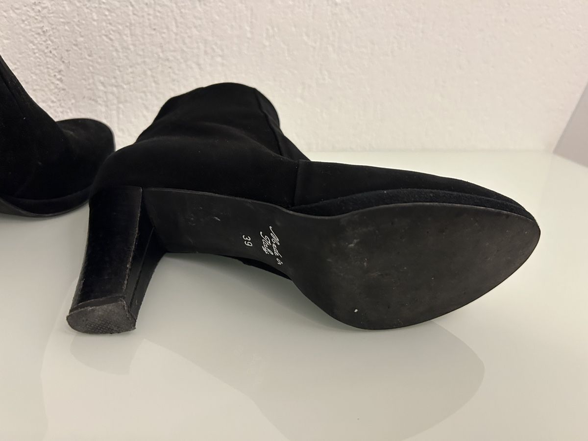 Damenschuhe: Schwarze Wildleder Stiefeletten, Grösse 39 – Neu (gemäss Beschreibung) aus Ennetbaden von Elacsap 2
