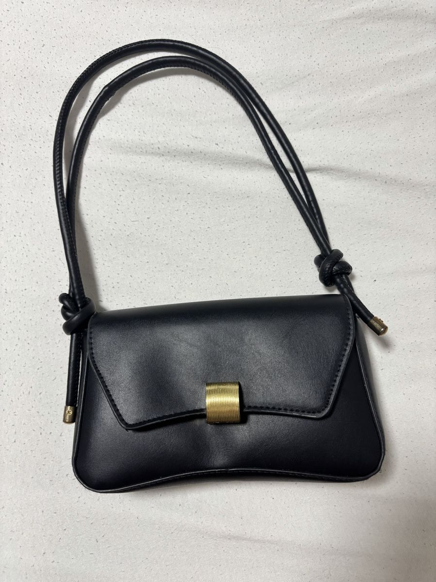 Sacs femmes: Sac à main  – D'occasion à Monthey par Susii_M