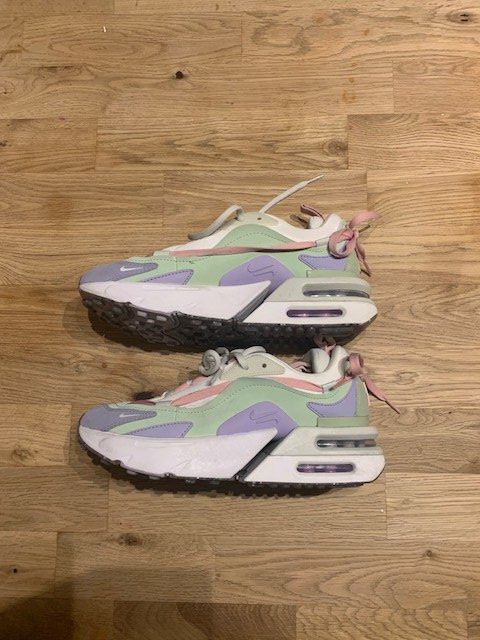 Nike Damenschuhe: Nike Air Max Furyosa – Gebraucht aus Dietlikon von gormiti10 1