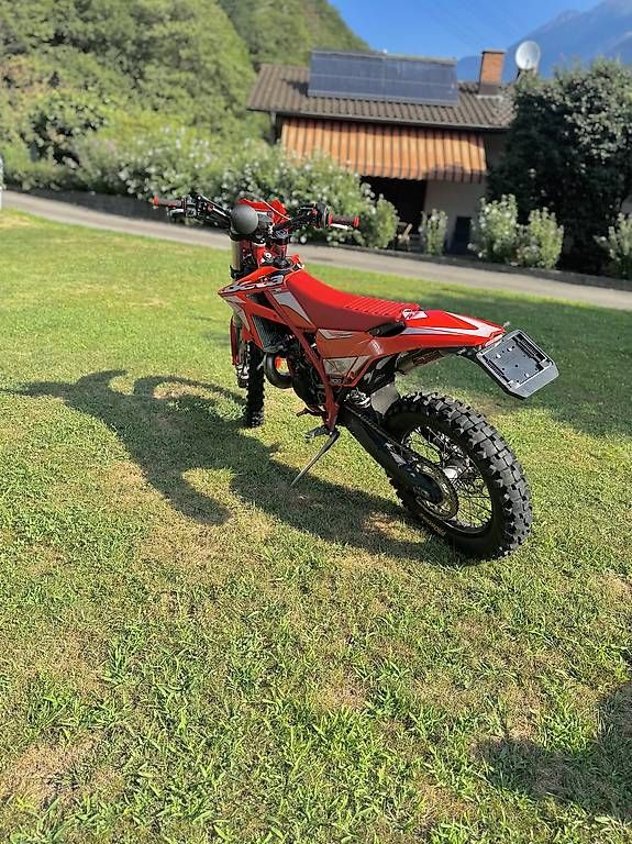 Enduro: Beta 300 2T – D'occasion à Gorduno par lia_mb7n 4