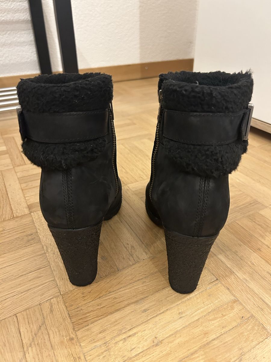 Timberland Scarpe da donna: Timberland Damenschuh – Usato da Laupen ZH venduto da JasRahBee 1
