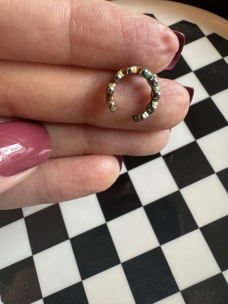 Ohrringe & -stecker: Ear Cuff mit Steinen  – Gebraucht aus Männedorf von roc_fts9 3