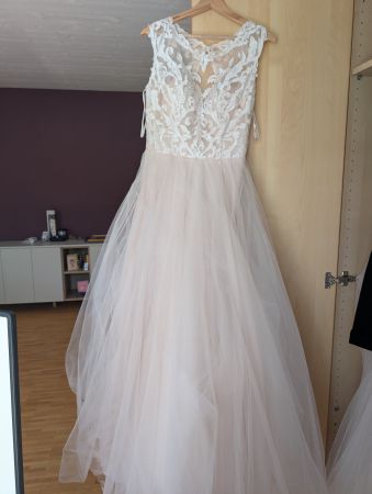 Hochzeitskleid