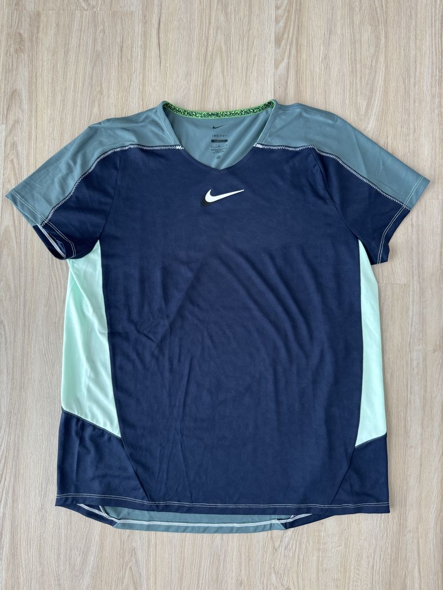 Nike T-Shirts: Nike Dri-Fit T-Shirt Grösse L – Neu (gemäss Beschreibung) aus Maisprach von jokoundklaas