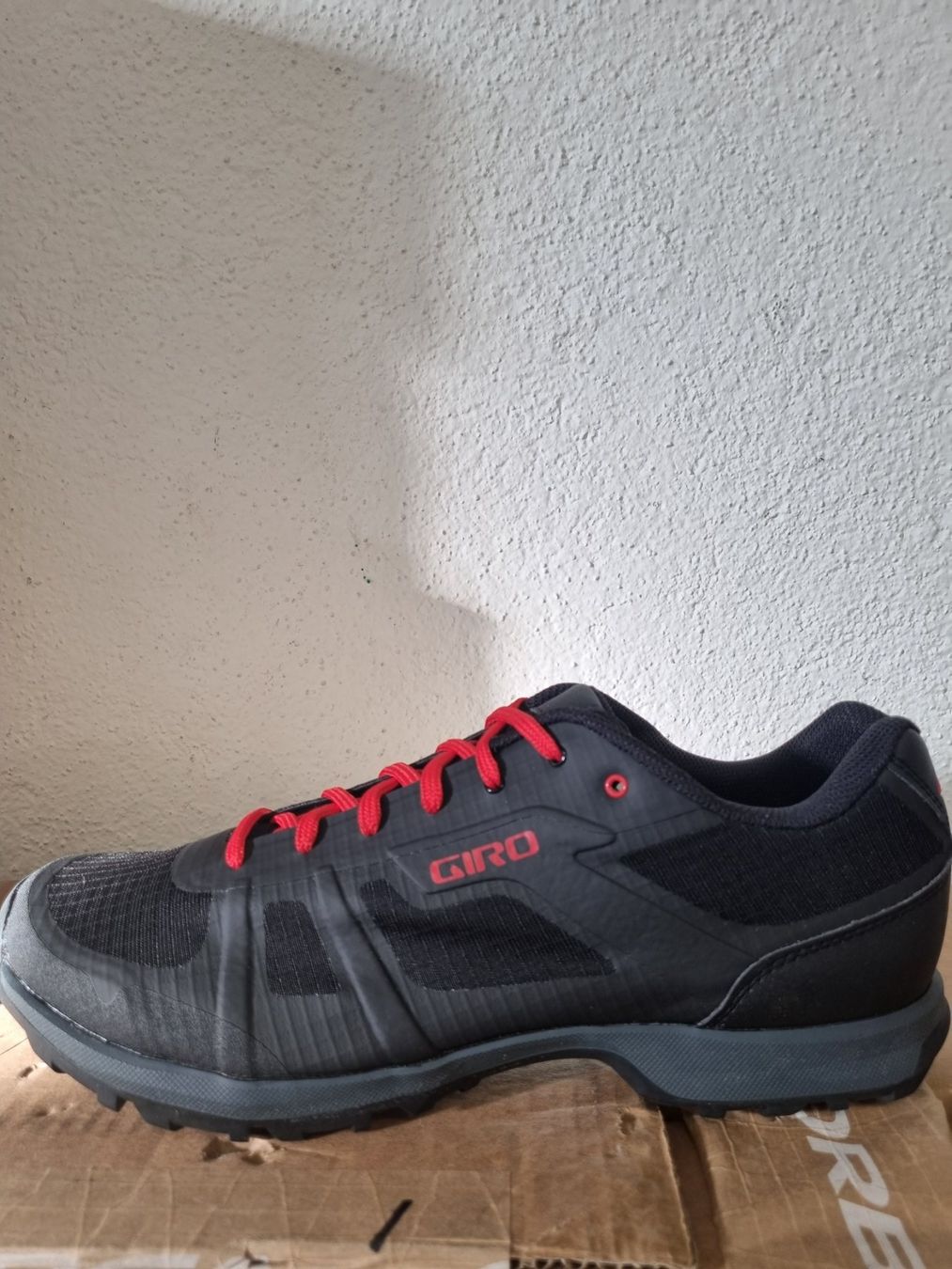 Giro Scarpe da uomo: Giro Gauge 44 Neu – Nuovo e nell'imballaggio originale da Steinen venduto da Works74