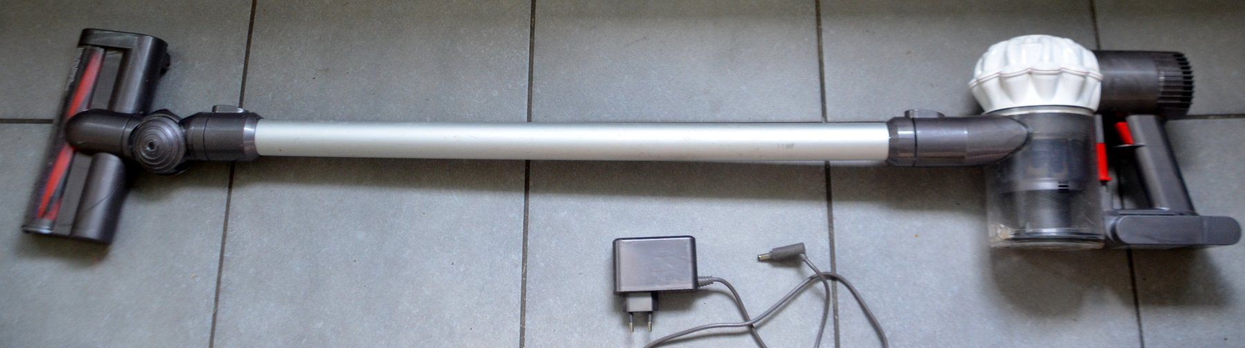 Dyson Aspirapolveri & Accessori: Staubsauger Dyson V6 aspirateur – Usato da Collonges venduto da arashee 2