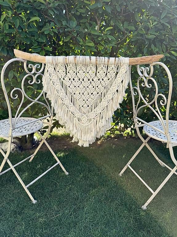 Tutte le decorazioni: A vendre grand macramé artisanal – Usato da Cheyres venduto da fra_s5v7