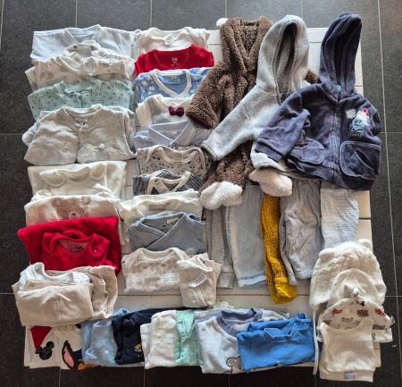 Kleider Paket 3, 42 Teile, Winter, Grösse 56