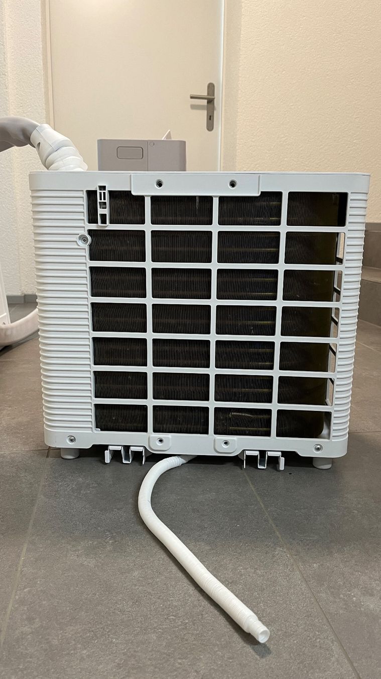 Midea Condizionatori: mobile Klimaanlage: Midea PortaSplit – Usato da Mühledorf SO venduto da ljs92 6