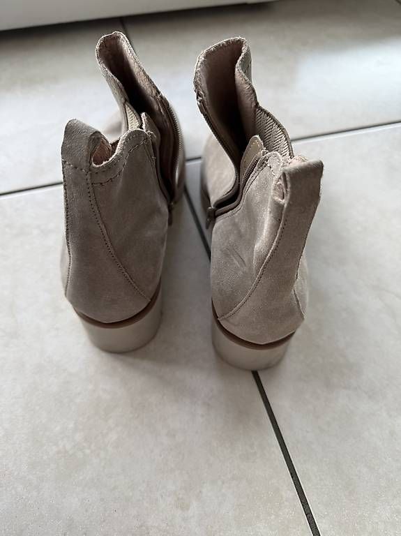 Damenschuhe: Gabor Leder Halbstiefel (Wildleder) – Gebraucht aus Arth von Hannymoon68 2