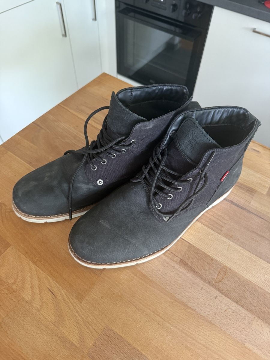 Levi's Herrenschuhe: Chaussures Levis bottine  – Gebraucht aus Prilly von mor_759j 1