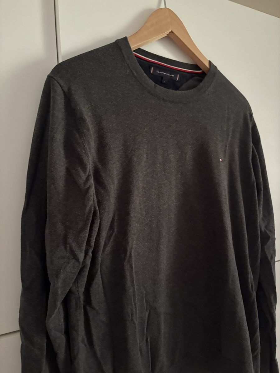 Tommy Hilfiger Pullover & Sweatshirts: Pull Sweat Tommy Hilfiger gris foncé Taille L  – Gebraucht aus Pully von kaba07 1