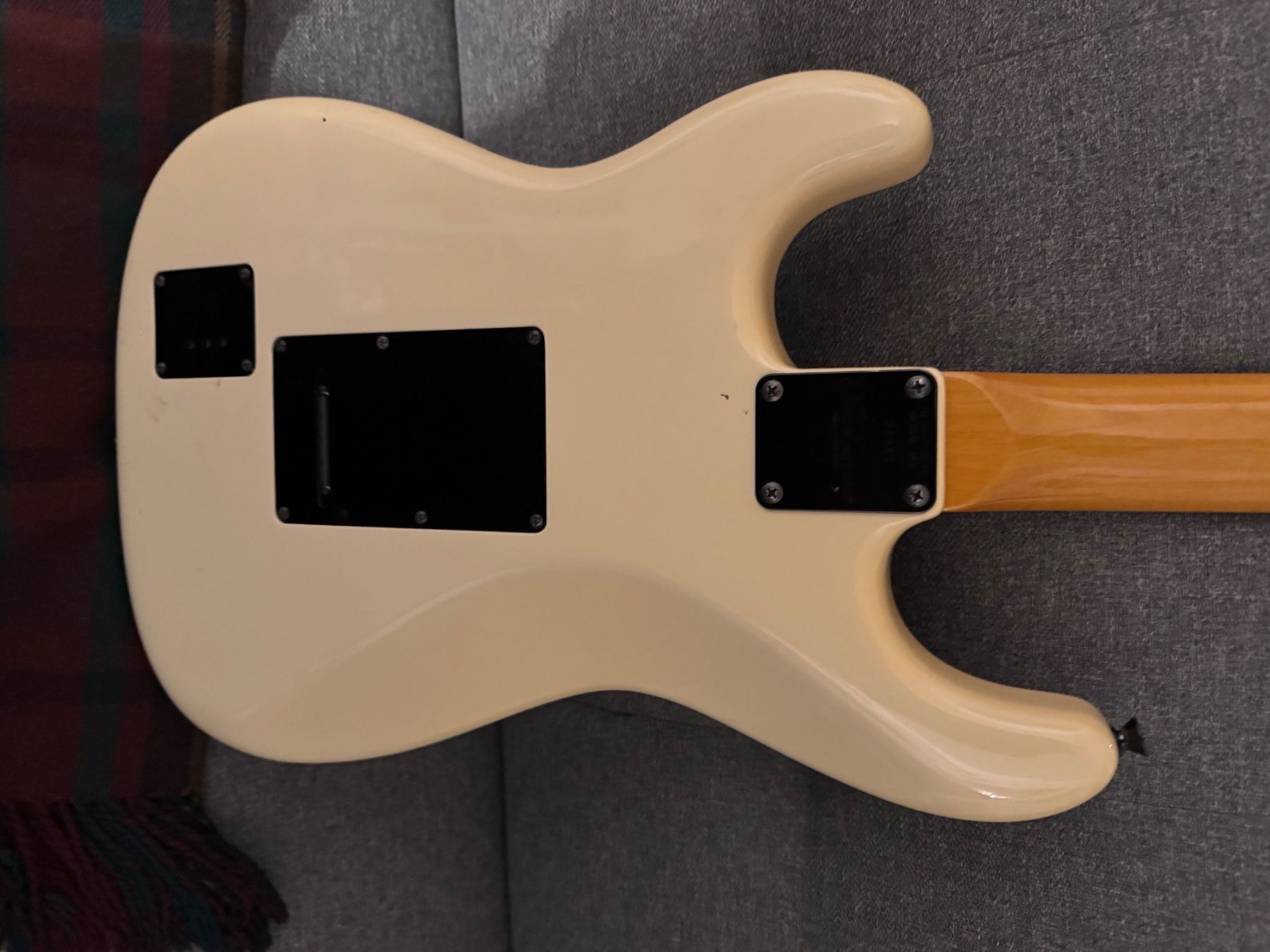 Instruments de musique: Blade R3 – D'occasion à Basel par med_5nb6 5