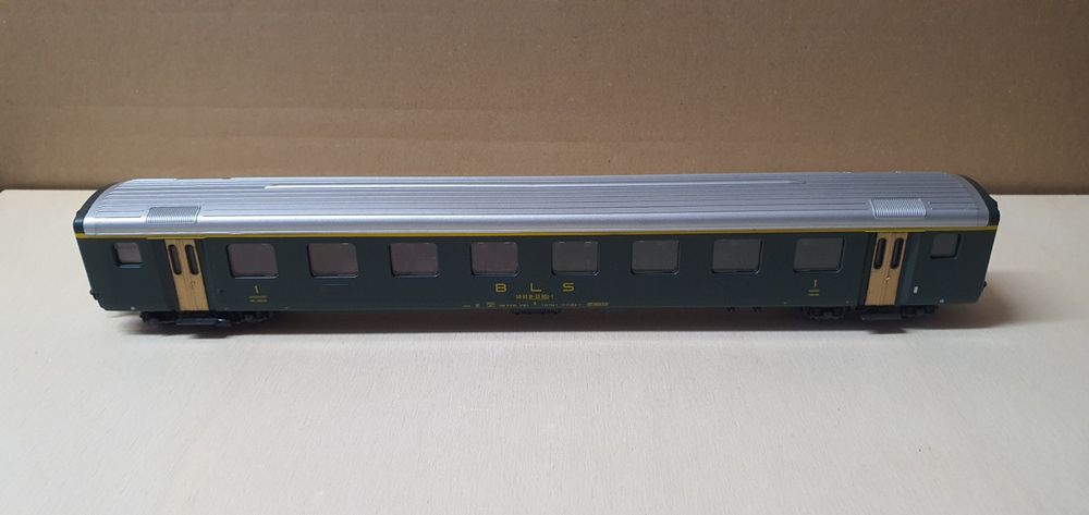 Roco 4239B/neu 44327 - BLS Personenwagen 1. Kl. grün H0 (GS) (Gebraucht ...