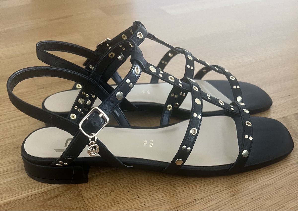 Chaussures femmes: Leder Sandalen – Neuf (Voir description) à Staufen par anig01