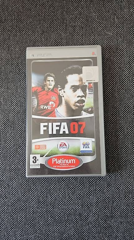 Giochi: FIFA 07 PSP Platinum – Usato da Jonen venduto da SCAR_8916