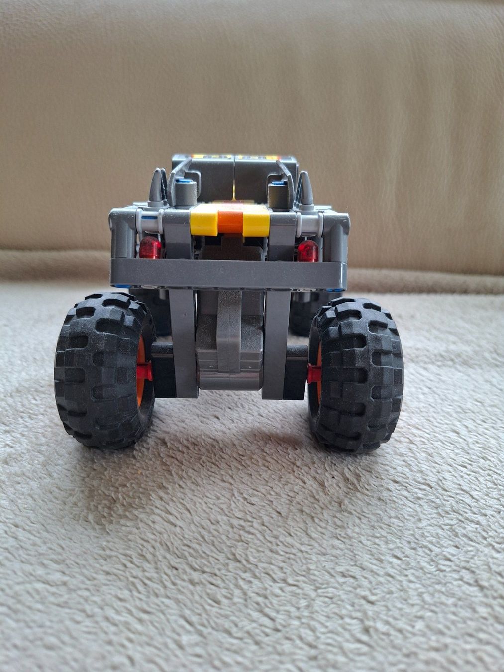 Lego Giocattoli: Lego Technik -  Monster Jam Max-D Truck - 42119 – Usato da Dietwil venduto da BaluD7 1