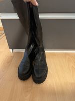 Stradivarius Stiefel schwarz Plateau Grösse 38
