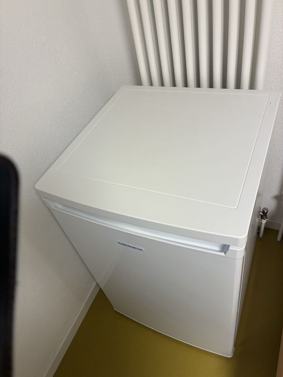 Kibernetik Kühlschrank: Kühlschrank – Neu (gemäss Beschreibung) aus Bolligen von CaiusAemilius 2