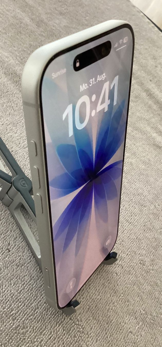 Apple Handys / Smartphones: Apple iPhone 17 Pro 256 GB, Silber, noch neu – Neu (gemäss Beschreibung) aus Affoltern am Albis von Sspiridon 2
