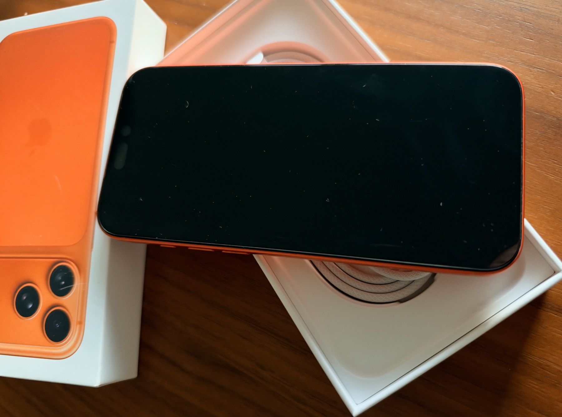 Apple Handys / Smartphones: iPhone 17 Pro Max; 512 GB, Cosmic Orange – Neu (gemäss Beschreibung) aus Ennetbaden von Buckmann_1969 1