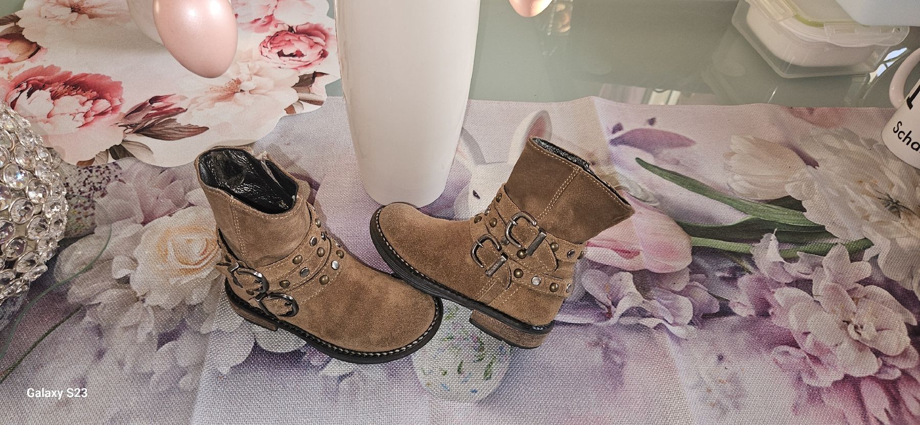 Schuhe für Mädchen: Suesse Mädchen Boots, Stiefeletten, Gr. 22, echt Leder – Gebraucht aus Seuzach von mar_8tfs