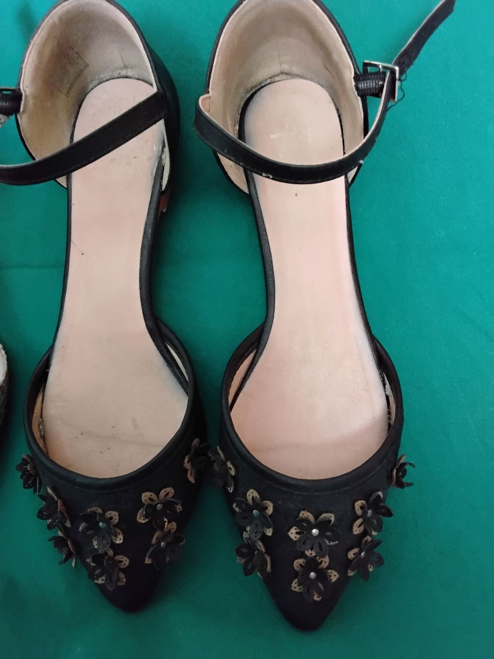 Tamaris Scarpe da donna: Schuhe Damen Grösse 39 2 Paar  – Usato da Grünen venduto da Frauanne 2