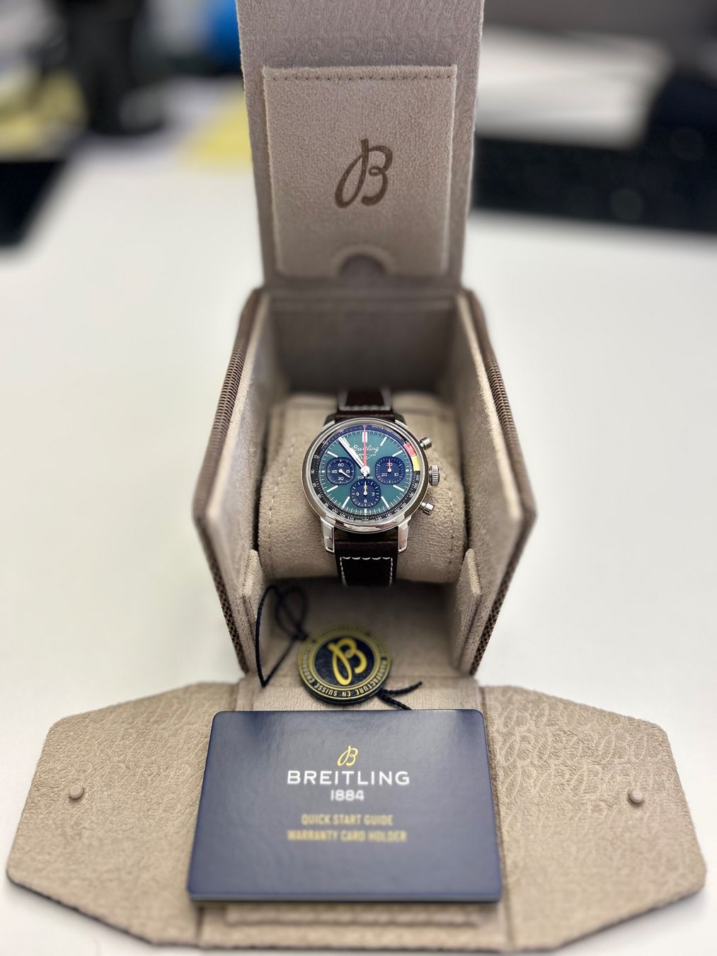 Breitling Montres: Breitling Top Time B01 Ford Mustang Full-Set – Neuf avec emballage d'origine à Reinach BL par DaDoYl 1