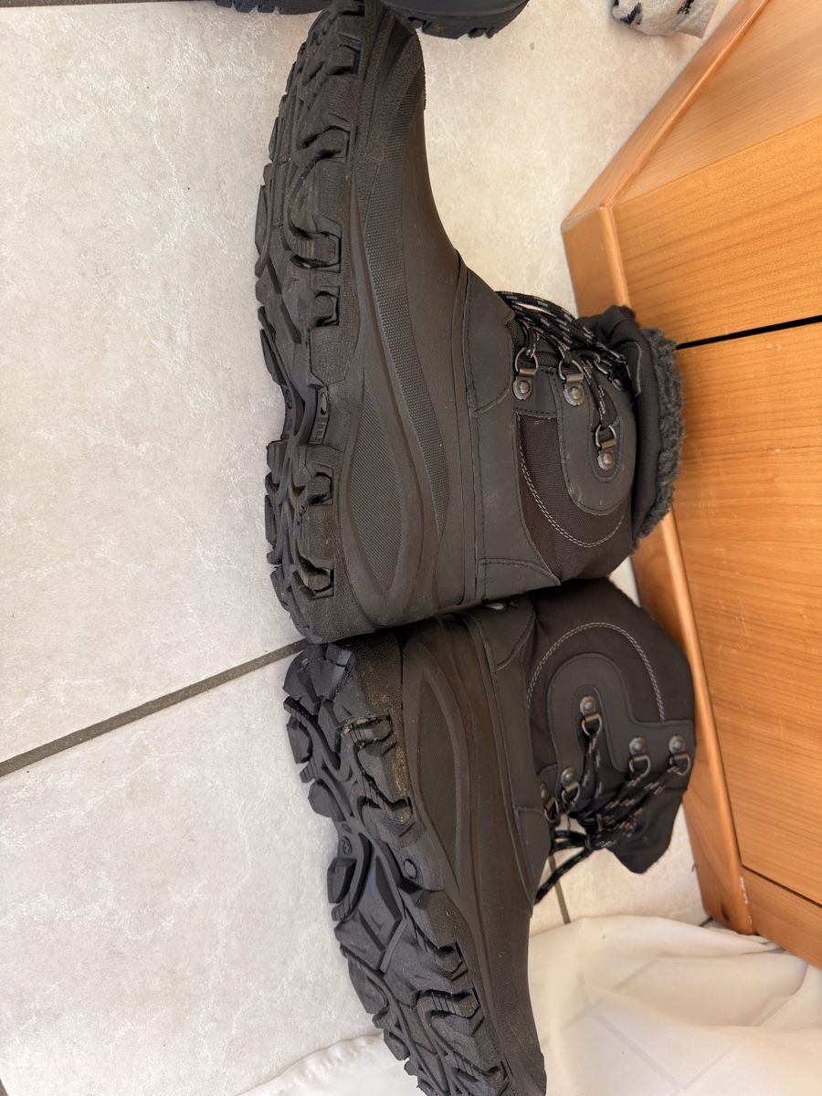 Herrenschuhe: Warme Winterstiefel gr.42 – Gebraucht aus Amlikon-Bissegg von Rose_Rose 3