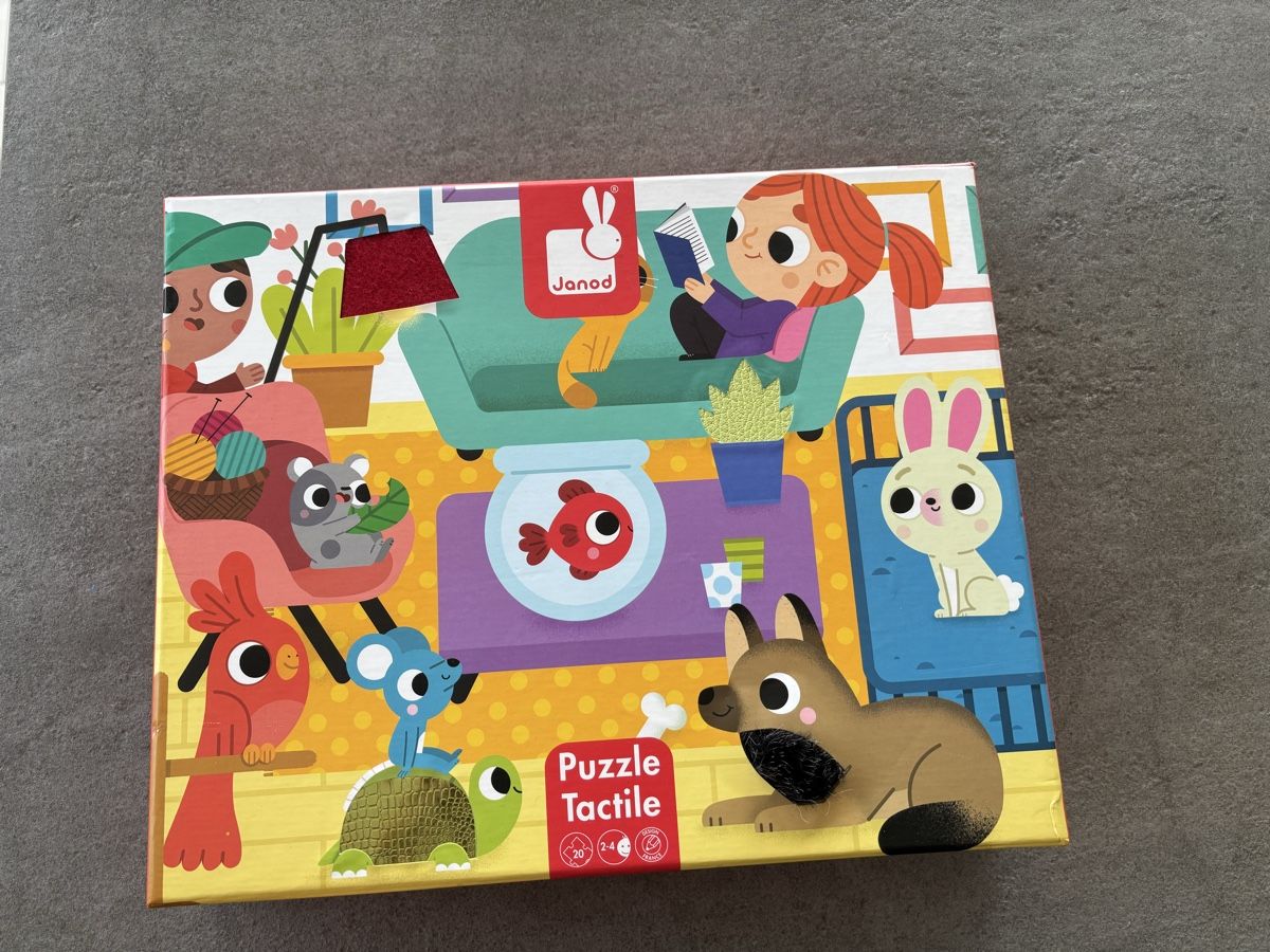 Djeco Puzzles: Puzzle tactile  – D'occasion à Chapelle-s-Moudon par vanesso