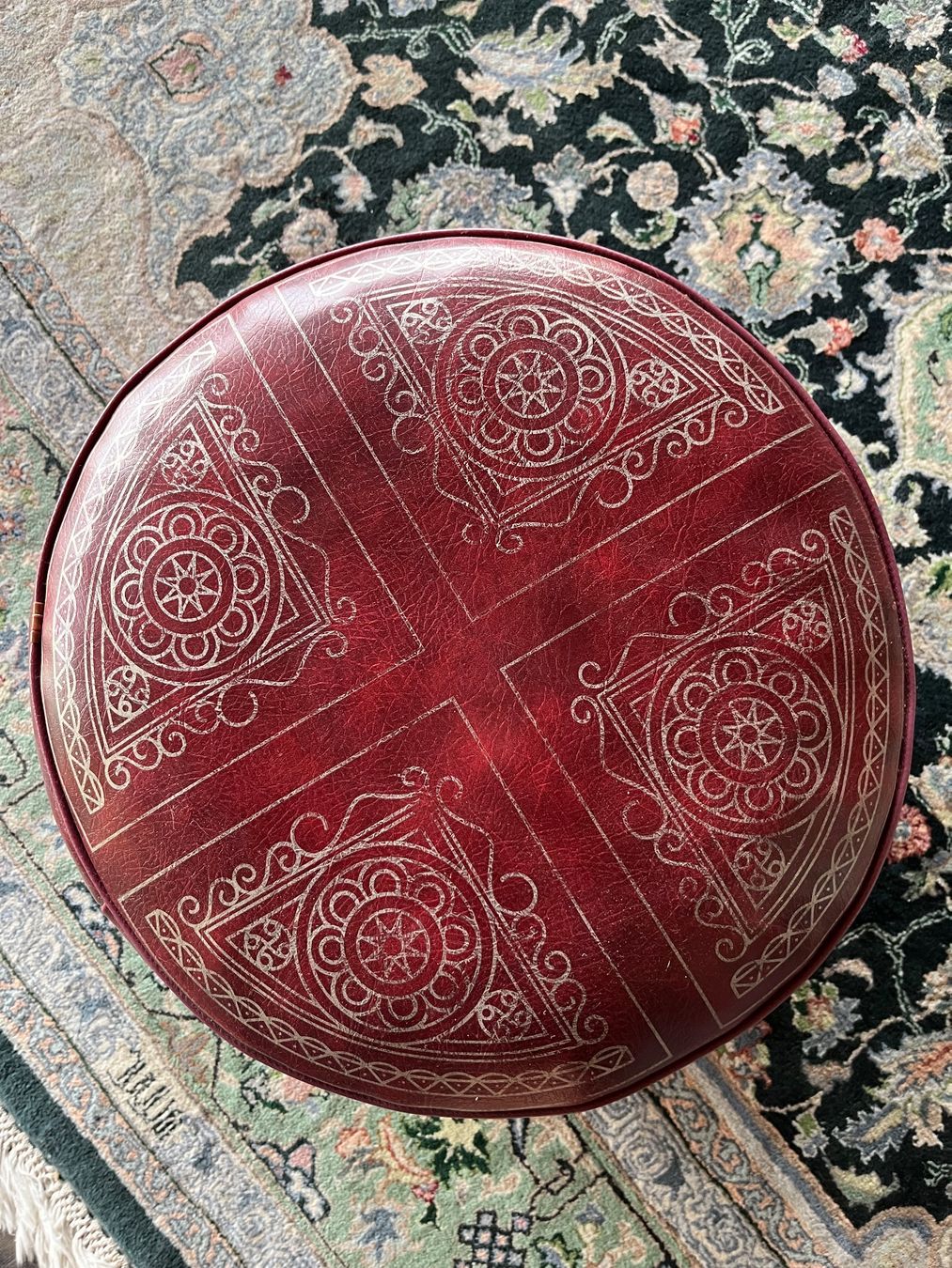 Tabourets: Pouf im orientalischen Design – D'occasion à Lohn-Ammannsegg par nad_nzl8 2