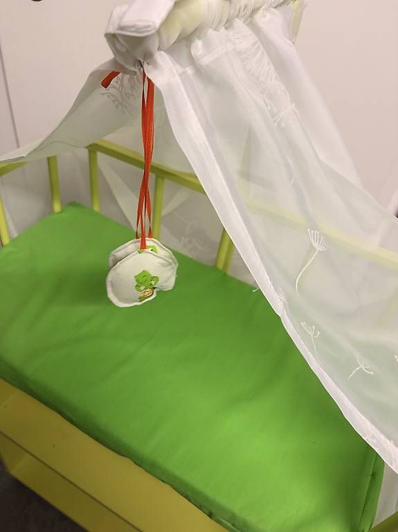Giocattoli: Selbstgebautes Puppenbett – Usato da Diegten venduto da Pef_Petra 2