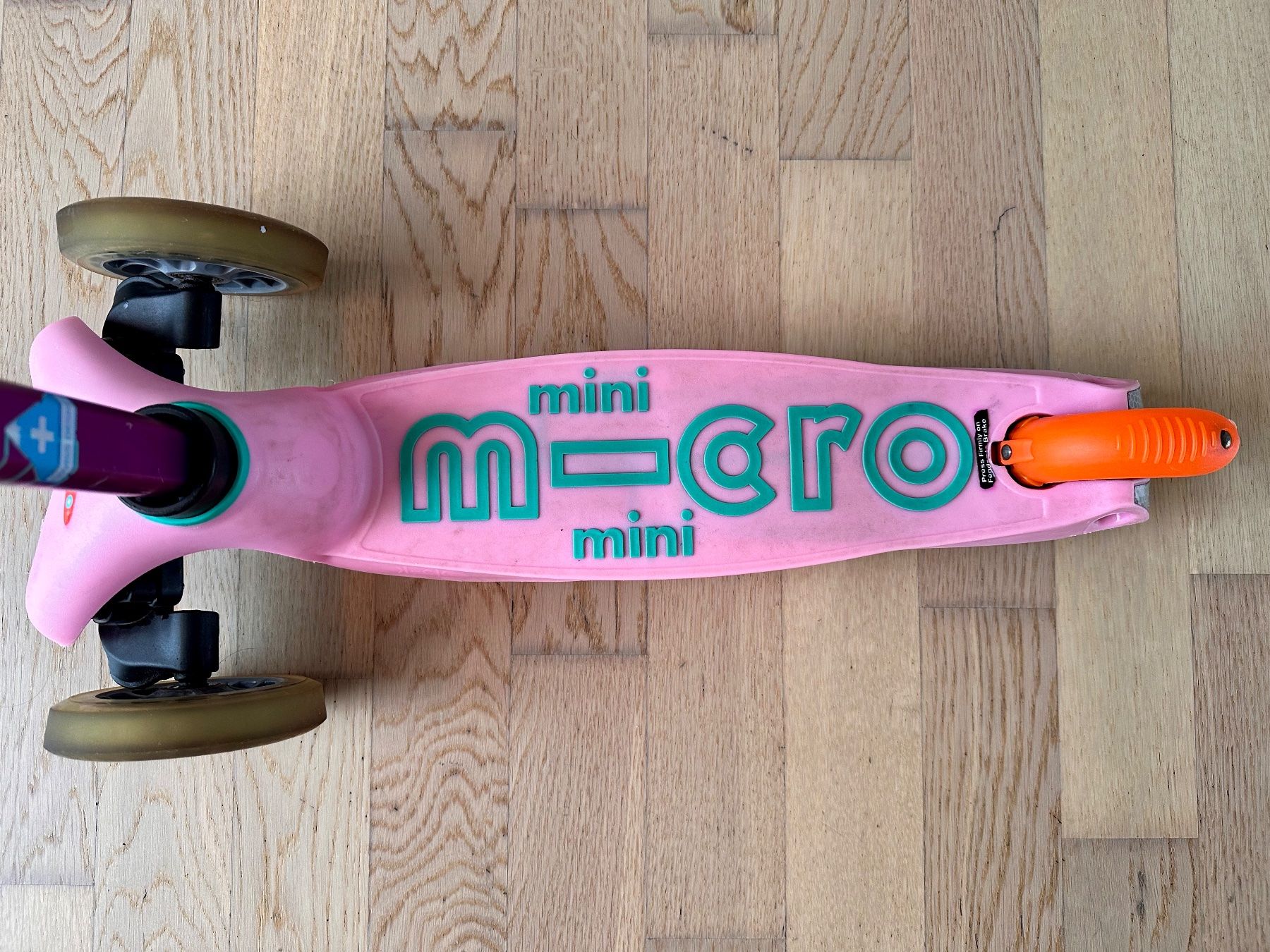 Micro Kickboard: Micro Mini Scooter (pink) – Usato da Winterthur venduto da MiWalse 5