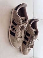 Chaussures adidas 44