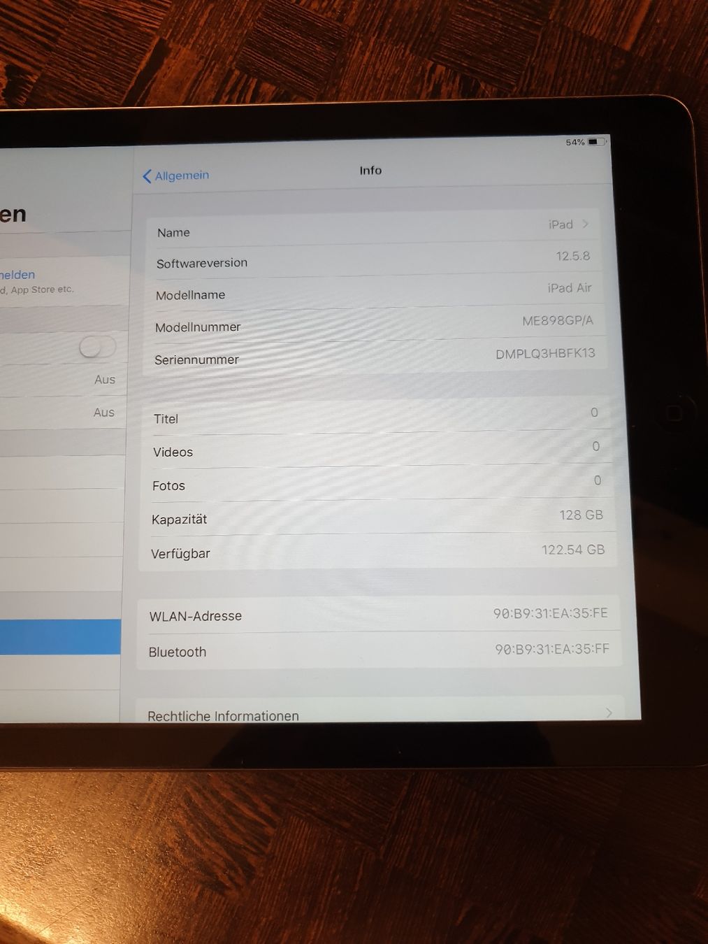 Apple Tablet PC: iPad Air A1474 – Gebraucht aus Ittigen von Ziok187 1