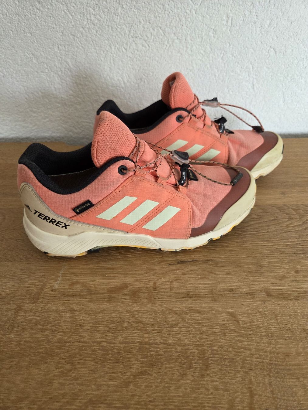 Adidas Scarpe per ragazzi: Kinder Wanderschuhe/Trekkingschuhe Adidas Terrex Gr.36 – Usato da Zollbrück venduto da Huki1