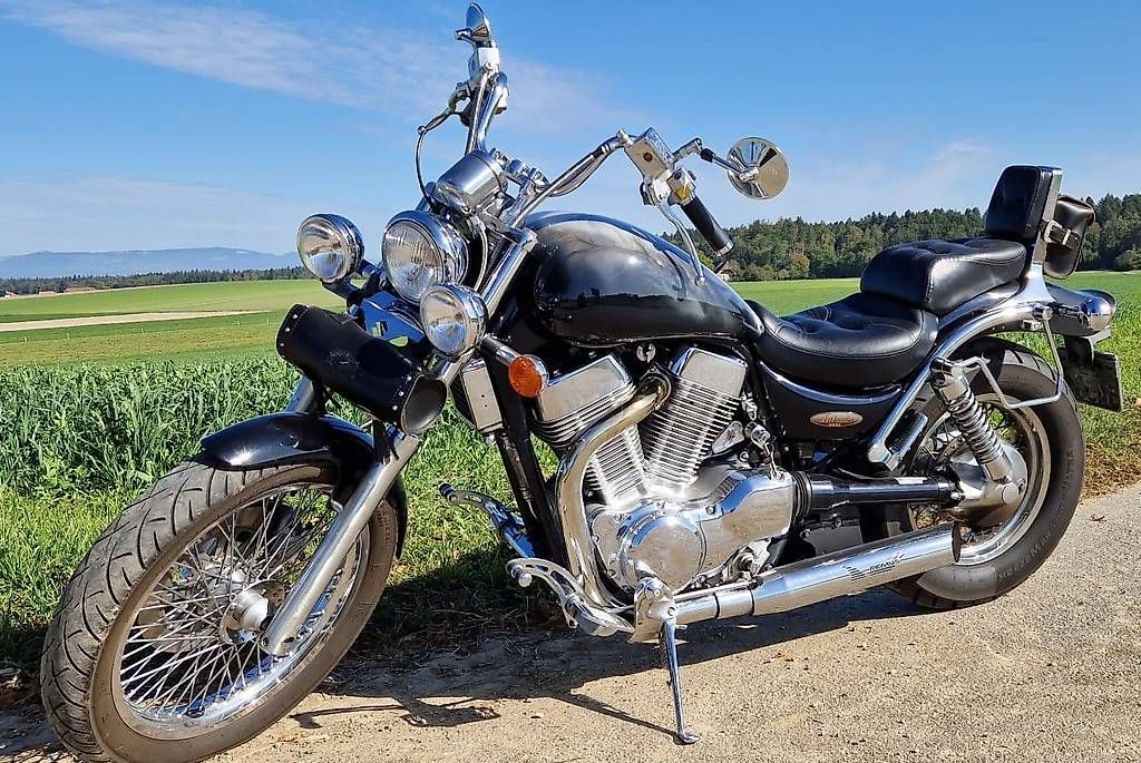 Suzuki Chopper: SUZUKI INTRUDER VS 1400 GLP – Usato da Hettiswil venduto da Caramba02 1
